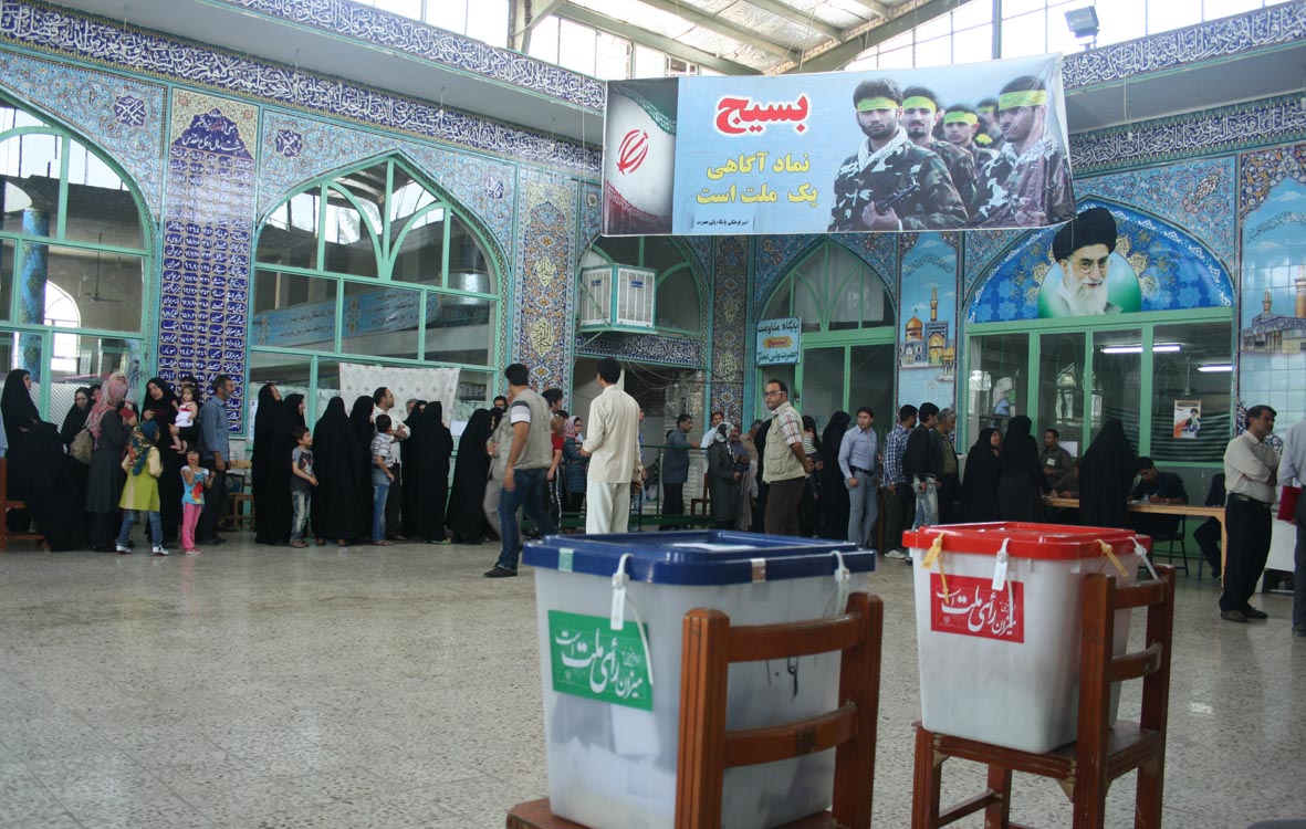 اولین تصاویر از انتخابات شوراها و ریاست جمهوری در نجف آباد۲