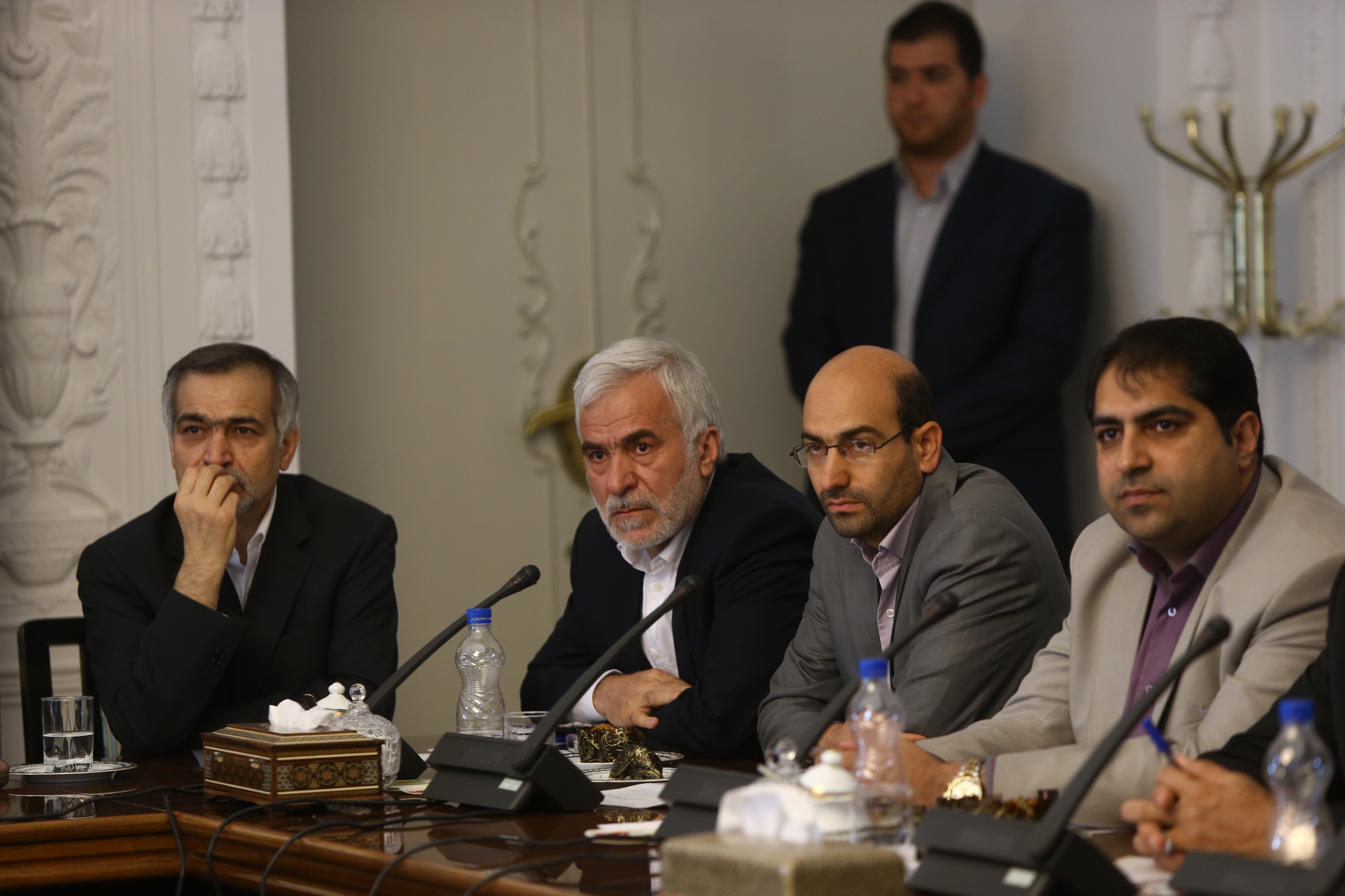 نمایندگان و مردم اصفهان با انتقال آب از زاینده‌رود به رفسنجان به شدت مخالفند