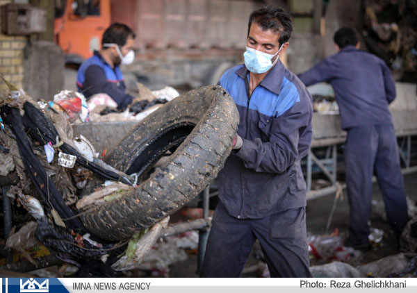 ثبت رکورد بیشترین جمع آوری زباله بازیافتی در ایستگاه پارک گلهای نجف آباد