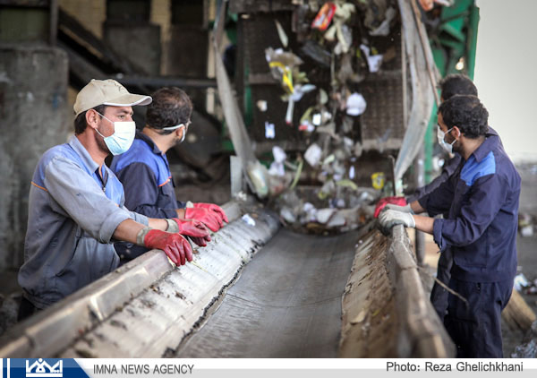 گزارش تصویری از مراحل بازیافت زباله در نجف آباد