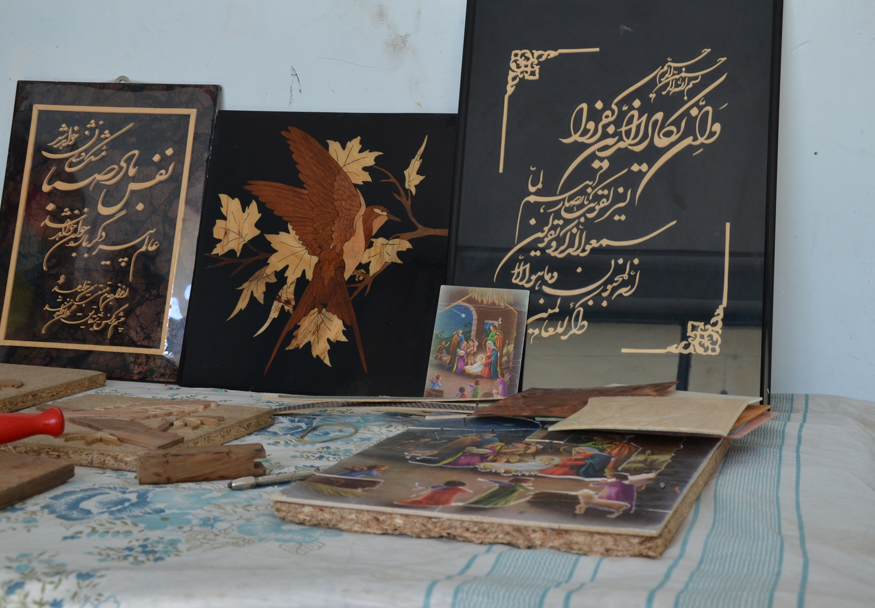گزارش تصویری از نمایشگاه آثار هنری تعدادی از بانوان نجف آباد