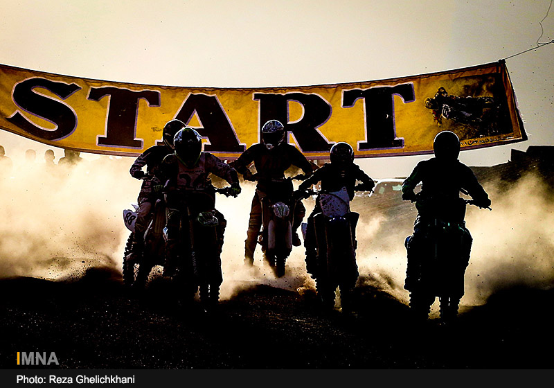 مسابقات موتور کراس استان در نجف آباد +تصاویر