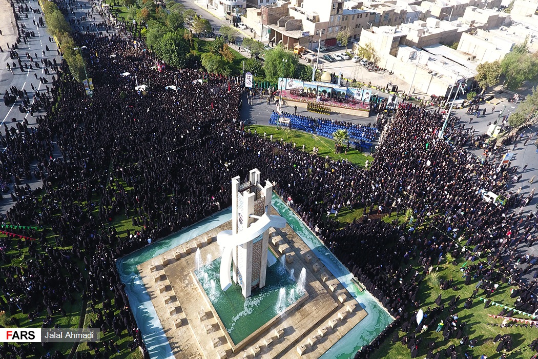 نجف-آباد-نیوز-تصاویر-هوایی-تشییع-شهید-حججی-10 نجف-آباد-نیوز-تصاویر-هوایی-تشییع-شهید-حججی-10 جزئیات اولین سالگرد شهید حججی جزئیات اولین سالگرد شهید حججی 10