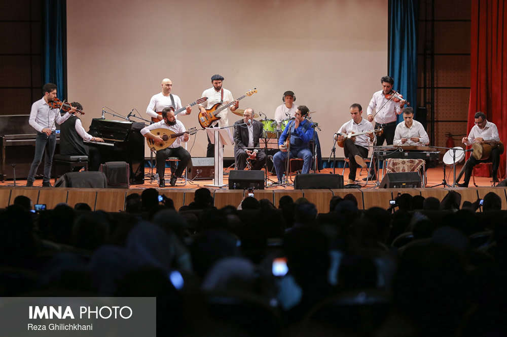 کنسرت-ایرج-در-گلدشت-10 کنسرت-ایرج-در-گلدشت-10 کنسرت ایرج در گلدشت برگزاری کنسرت ایرج در گلدشت+ تصاویر برگزاری کنسرت ایرج در گلدشت+ تصاویر 10