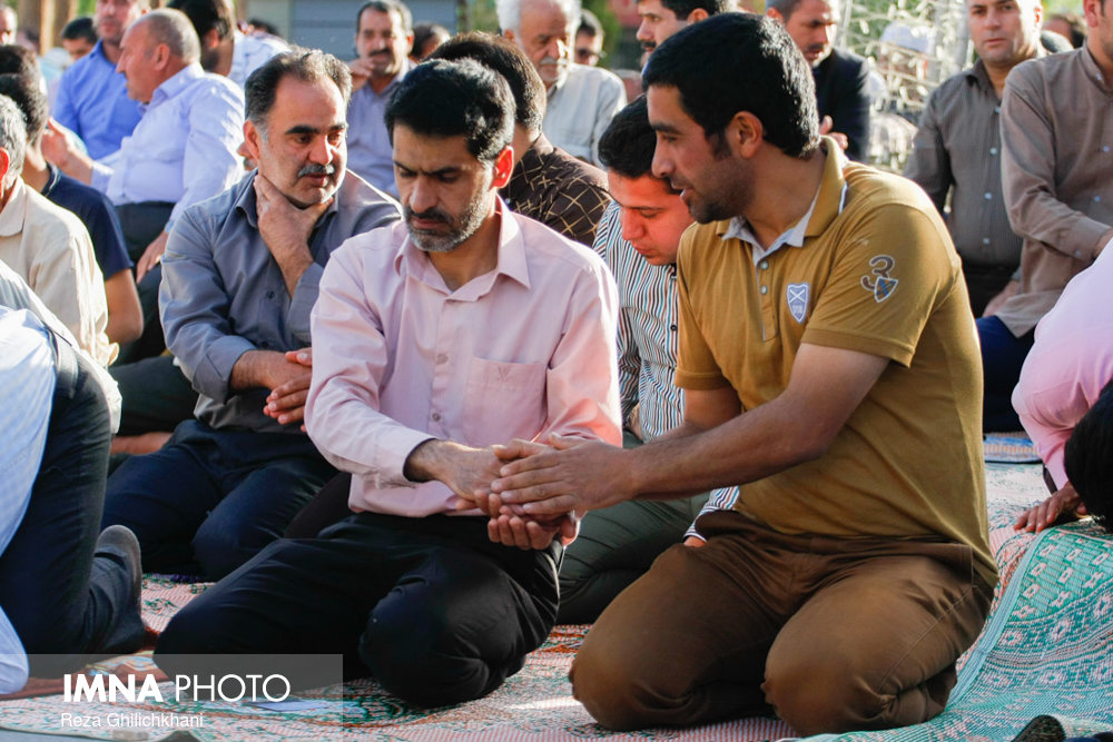 نماز-عید-فطر-در-نجف-آباد-13 نماز-عید-فطر-در-نجف-آباد-13 نماز عید فطر در نجف آباد نماز عید فطر نجف آباد+تصاویر نماز عید فطر نجف آباد+تصاویر 13