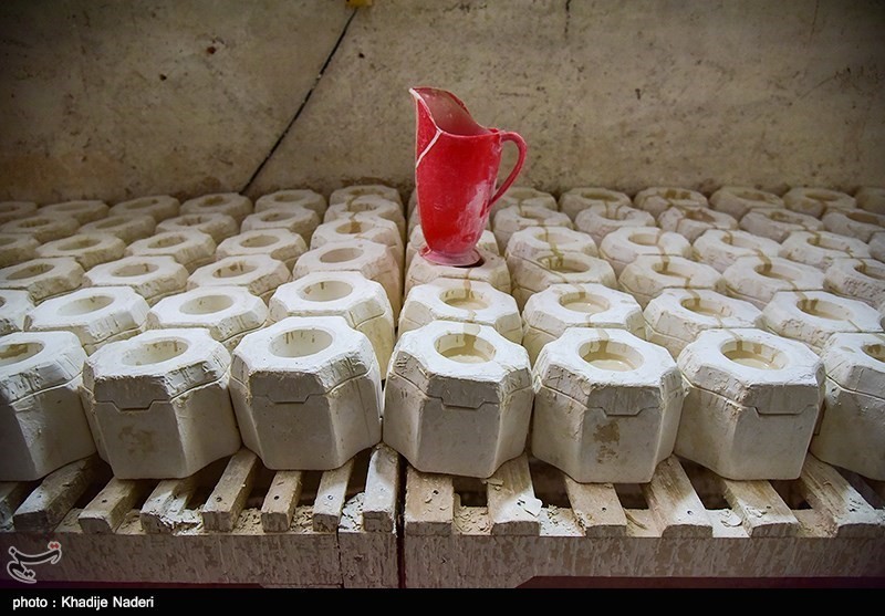 کارگاه-تولید-قوری-در-روستای-علی-آباد-زازران-17 کارگاه-تولید-قوری-در-روستای-علی-آباد-زازران-17 کارگاه تولید قوری در روستای علی آباد زازران کارگاه قوری سازی+تصاویر کارگاه قوری سازی+تصاویر 17
