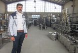 از کارگری تا قطب لوازم زنبورداری+ تصاویر