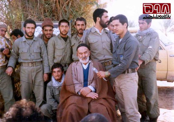حاج-علی-منتظری-2 حاج-علی-منتظری-2 پاچه های خیس/ داستانی از حاج علی منتظری پاچه های خیس/ داستانی از حاج علی منتظری 2
