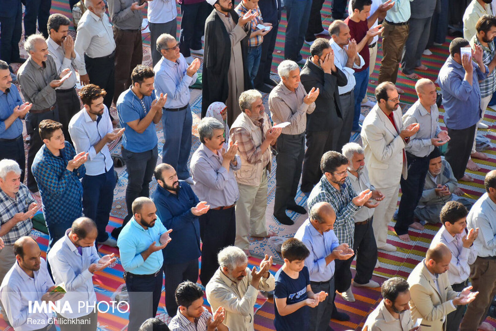 تصاویر برگزاری نماز عید فطر در نجف آباد