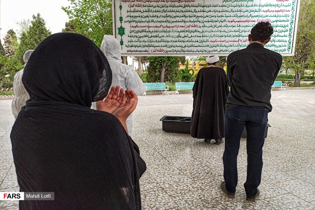 فوت-تا-تدفین-بیمار-کرونایی-در-نجف-آباد-4-1024x683 فوت-تا-تدفین-بیمار-کرونایی-در-نجف-آباد-4-1024x683 فوت تا تدفین بیمار کرونایی در نجف آباد از تخت تا قبر یک کرونایی در نجف آباد+تصاویر از تخت تا قبر یک کرونایی در نجف آباد+تصاویر 4 1024x683