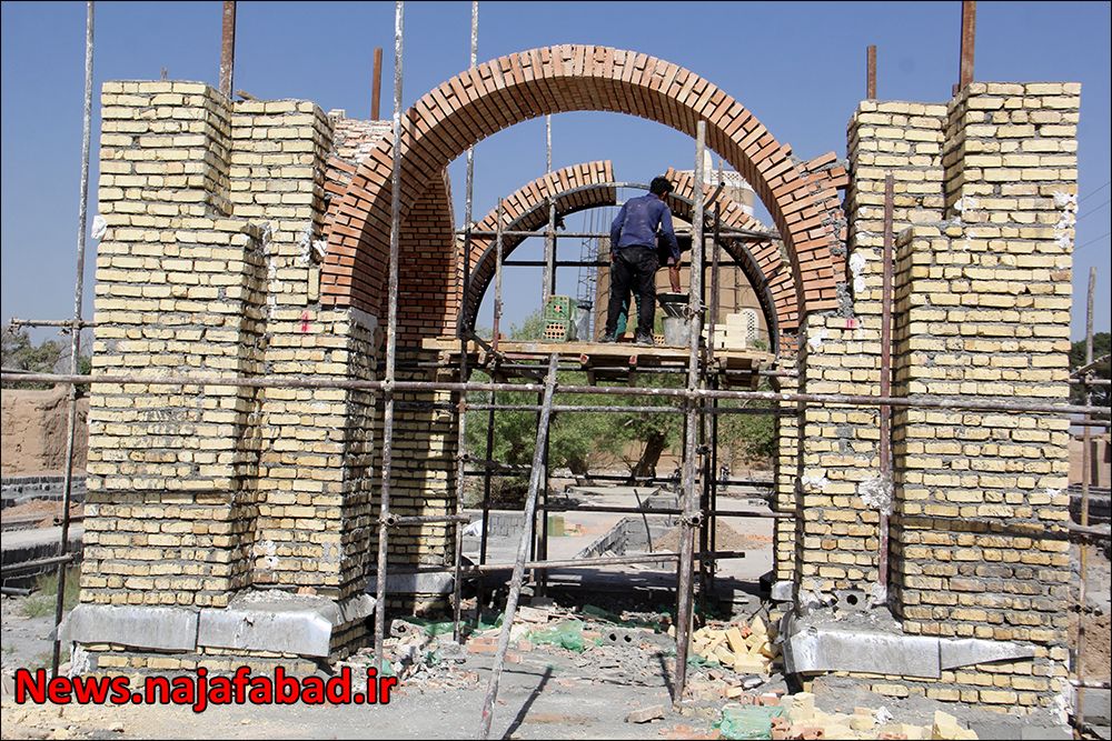 بوستان-زندگی3 بوستان-زندگی3 کوچه باغ زندگی نجف آباد کوچهباغ زندگی نجفآباد؛ جاذبهای استانی و ملی کوچهباغ زندگی نجفآباد؛ جاذبهای استانی و ملی 3