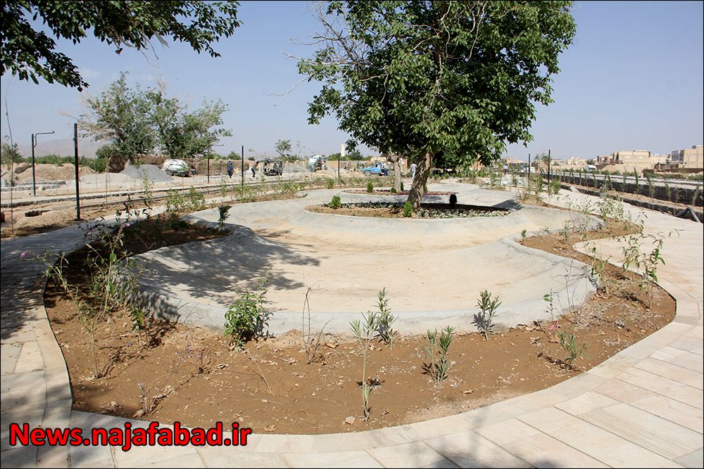 بوستان-زندگی9 بوستان-زندگی9 کوچه باغ زندگی نجف آباد کوچهباغ زندگی نجفآباد؛ جاذبهای استانی و ملی کوچهباغ زندگی نجفآباد؛ جاذبهای استانی و ملی 9