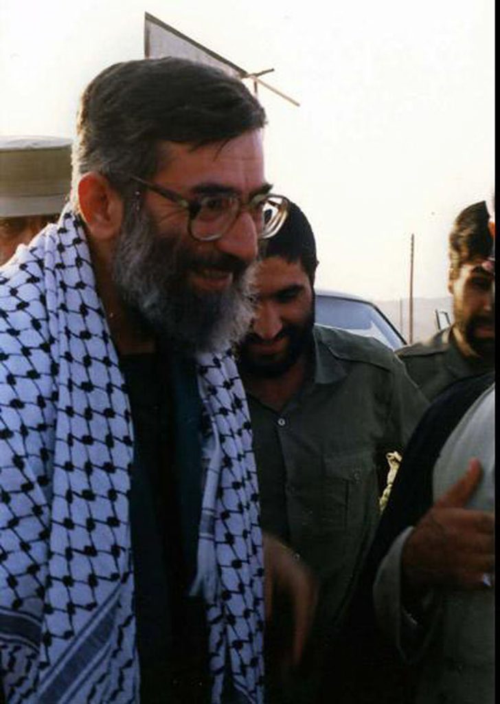 بازدید-رهبر-انقلاب-از-لشکر8-نجف-اشرف-19-728x1024 بازدید-رهبر-انقلاب-از-لشکر8-نجف-اشرف-19-728x1024 بازدید رهبر انقلاب از لشکر۸ نجف اشرف سخنرانی رهبر انقلاب در جمع رزمندگان لشکر۸+فیلم و تصاویر سخنرانی رهبر انقلاب در جمع رزمندگان لشکر۸+فیلم و تصاویر 8 19 728x1024