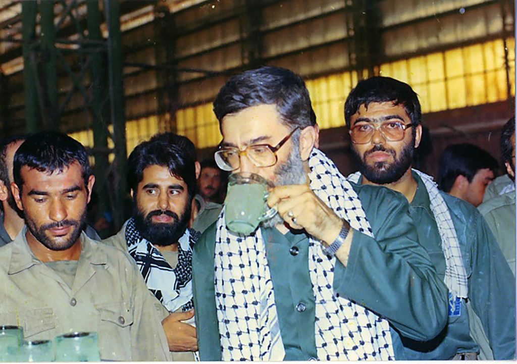 بازدید-رهبر-انقلاب-از-لشکر8-نجف-اشرف-31-1024x721 بازدید-رهبر-انقلاب-از-لشکر8-نجف-اشرف-31-1024x721 بازدید رهبر انقلاب از لشکر۸ نجف اشرف سخنرانی رهبر انقلاب در جمع رزمندگان لشکر۸+فیلم و تصاویر سخنرانی رهبر انقلاب در جمع رزمندگان لشکر۸+فیلم و تصاویر 8 31 1024x721