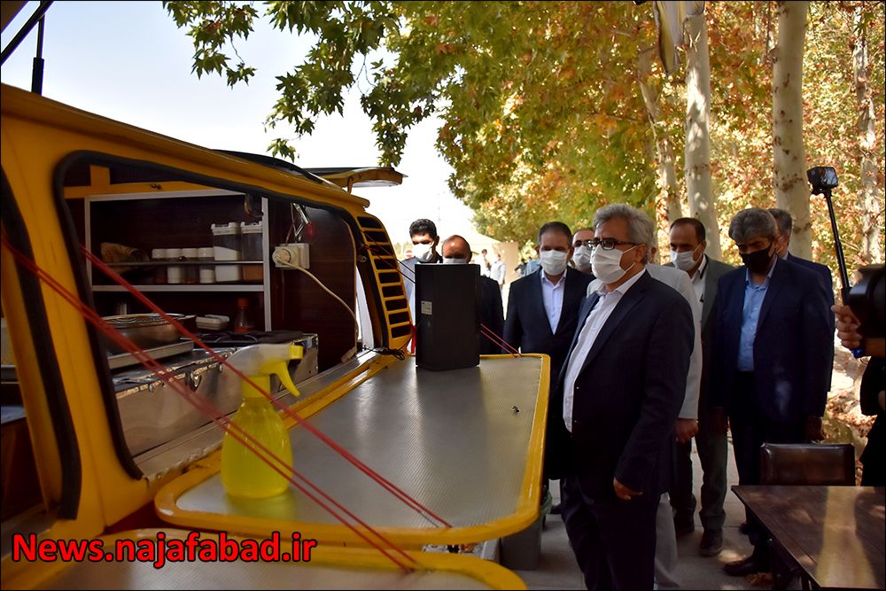 رونمایی-از-نشان-نجف-آباد-8 رونمایی-از-نشان-نجف-آباد-8 رونمایی از نشان نجف آباد رونمایی از نشان «نجف آباد؛ باغ شهر صفوی» +تصاویر رونمایی از نشان «نجف آباد؛ باغ شهر صفوی» +تصاویر 8