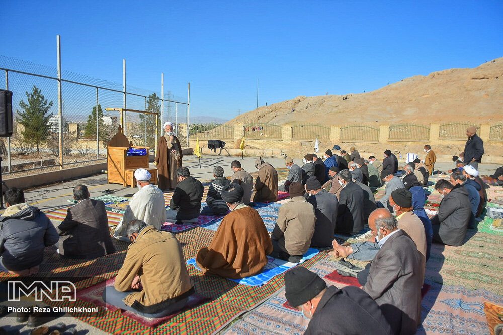 نماز-باران-در-نجف-آباد نماز-باران-در-نجف-آباد نماز باران در نجف آباد. اسفند۹۹ اقامه نماز باران در نجف آباد+تصاویر اقامه نماز باران در نجف آباد+تصاویر