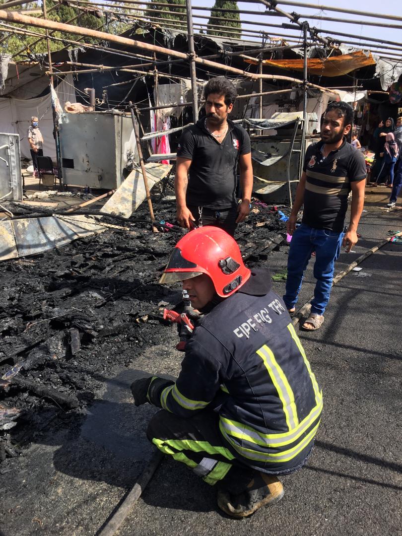 حضور ۸ دقیقه ای آتش نشانان نجف آباد در حریق بازار شب