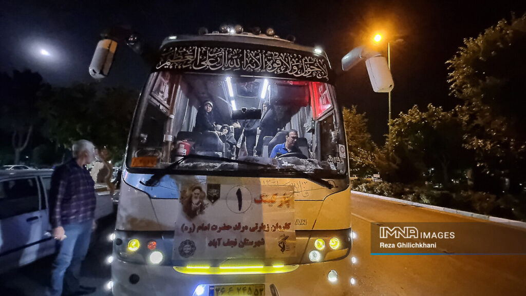 اعزام یازده اتوبوس از نجف آباد به مرقد امام خمینی. خرداد 1402