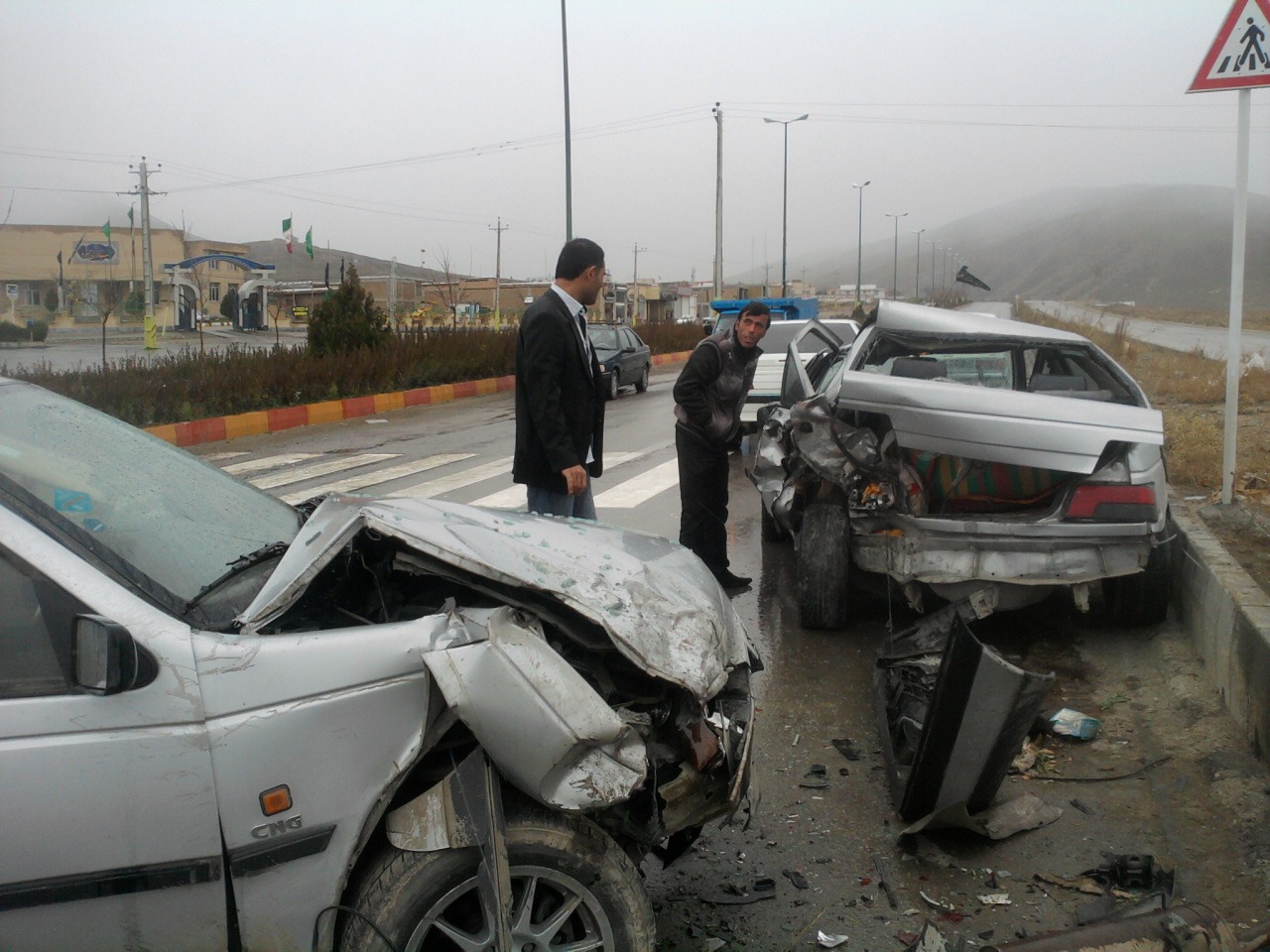 حادثه رانندگی در نجف‌آباد اصفهان، ۲ مرد جوان را به کام مرگ کشید