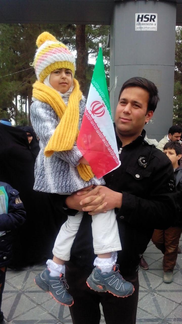 راهپیمایی ۲۲ بهمن نجف آباد از دریچه دوربین شهروندان+ تصاویر