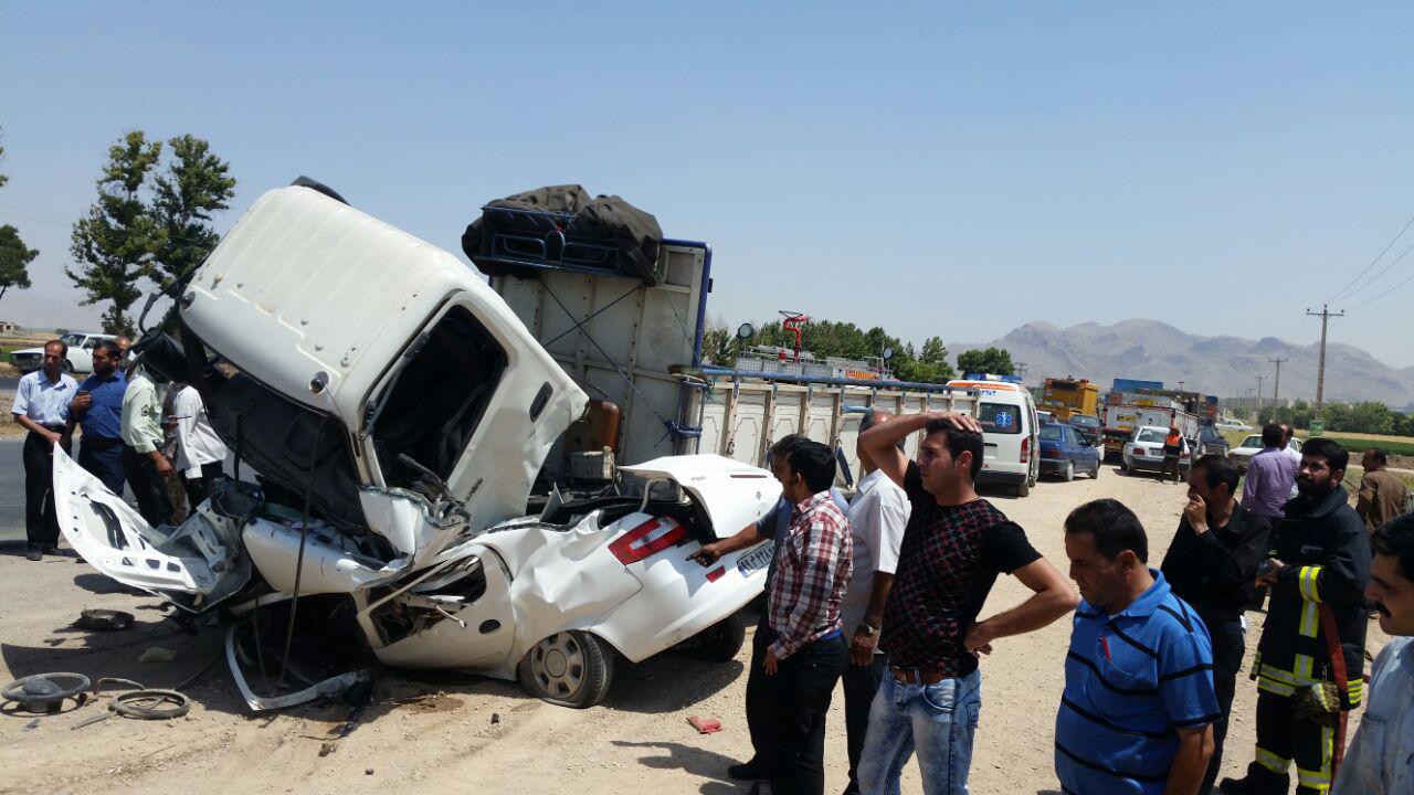 تصادف مرگبار در جاده نجف آباد به فولادشهر + تصاویر