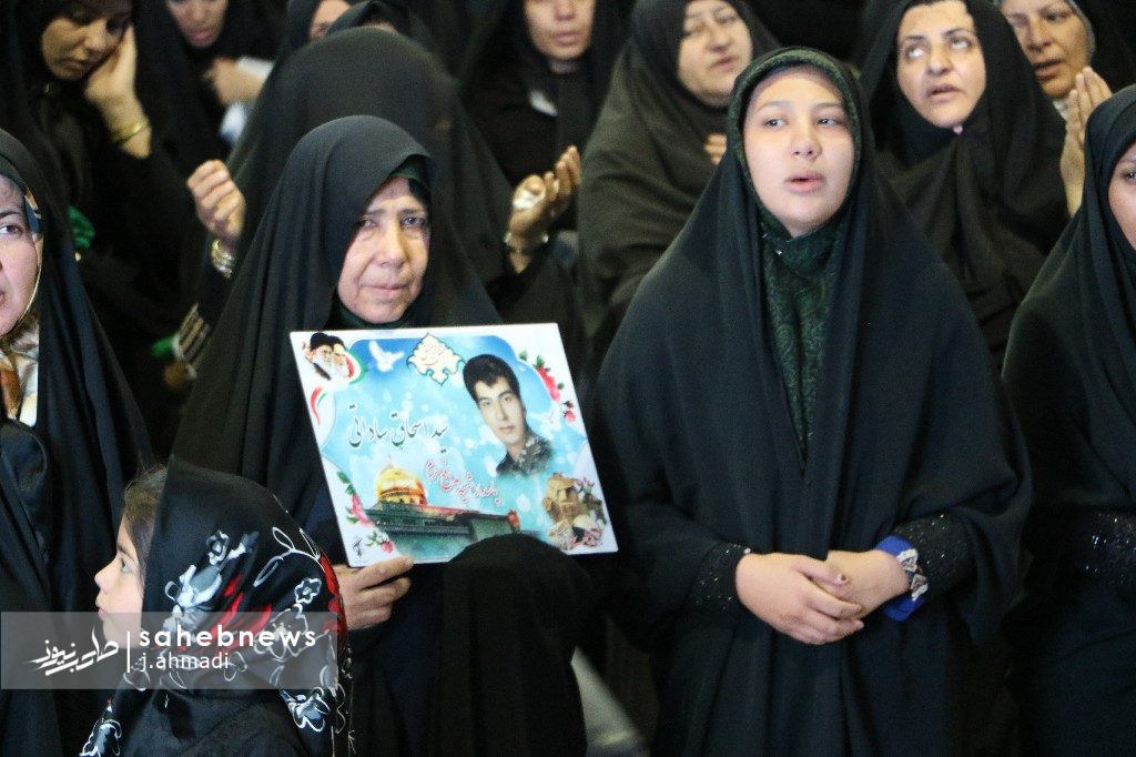 مراسم شیرخوارگان حسینی در حسینیه فاطمه زهرا نجف آباد