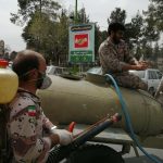 ضدعفونی کردن معابر نجف آباد توسط بسیجیان