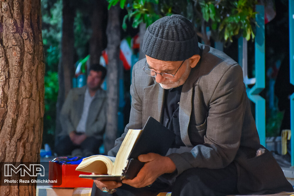 احیاء 21 رمضان سال99 در گلزار شهدای نجف آباد