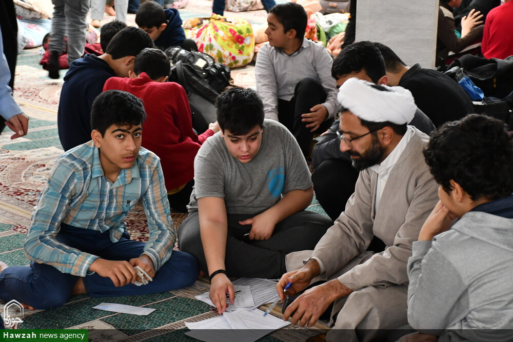 اعتکاف دانش آموزی مسجد جامع صالح آباد نجف‌آباد. بهمن ۱۴۰۱