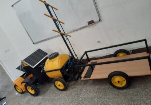 ساخت تراکتور برقی هوشمند در مدارس سما نجف آباد+تصویر