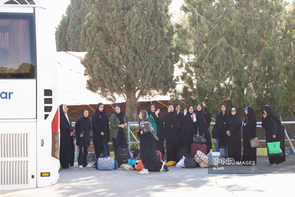 افتتاحیه اردوهای استانی راهیان نور دانش آموزی در نجف آباد. آبان 1402