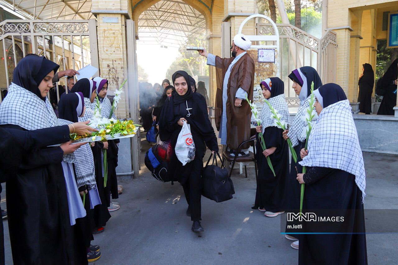 افتتاحیه اردوهای استانی راهیان نور دانش آموزی در نجف آباد+تصاویر