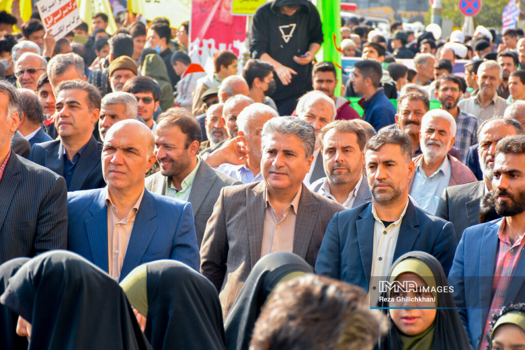 راهپیمایی 13 آبان 1402 در نجف آباد. عکس از رضا قلیچ خانی