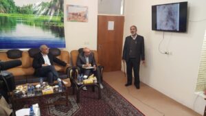 ولی الله یوسفی، نفر ایستاده، رزمنده و آزاده و پاسدار بازنشسته لشکر 8 نجف اشرف